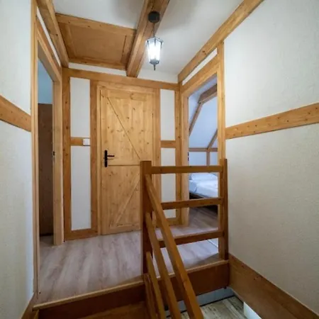 Nr 48 W Kaszubskiej Wenecji Na Gwizdówce W Załakowie Przy Lesie, Jeziorze *