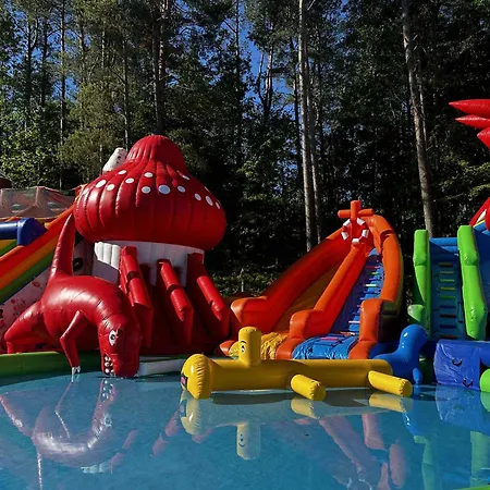 Nr 48 W Kaszubskiej Wenecji Na Gwizdówce W Załakowie Przy Lesie, Jeziorze Zalakowo