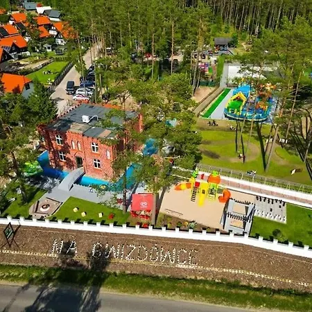 Feriehus Nr 48 W Kaszubskiej Wenecji Na Gwizdowce W Zalakowie Przy Lesie, Jeziorze *